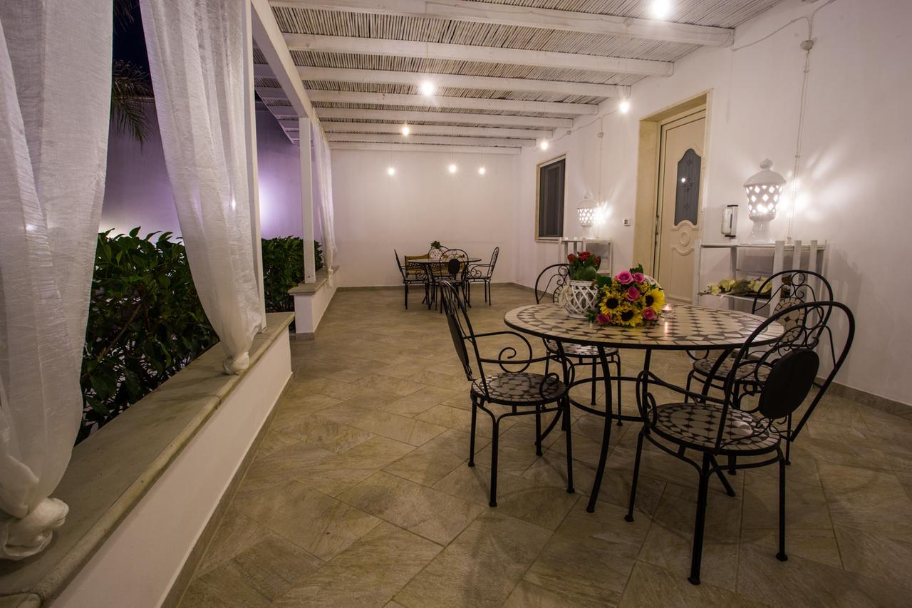 Casa Poesia Bed & Breakfast Torre San Giovanni Ugento Bagian luar foto